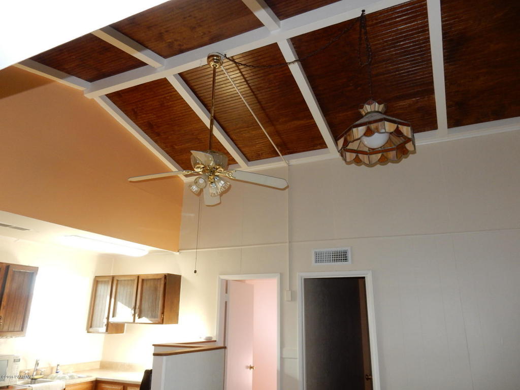 16034 S Cordes Lakes Drive, Mayer, AZ 86333