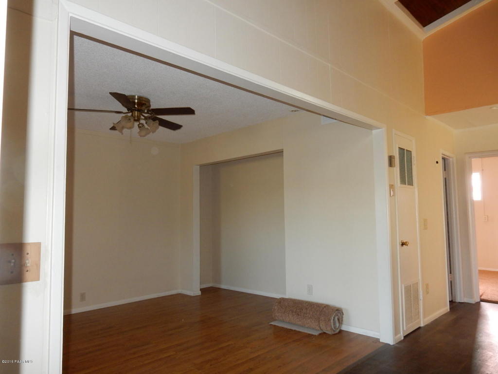 16034 S Cordes Lakes Drive, Mayer, AZ 86333