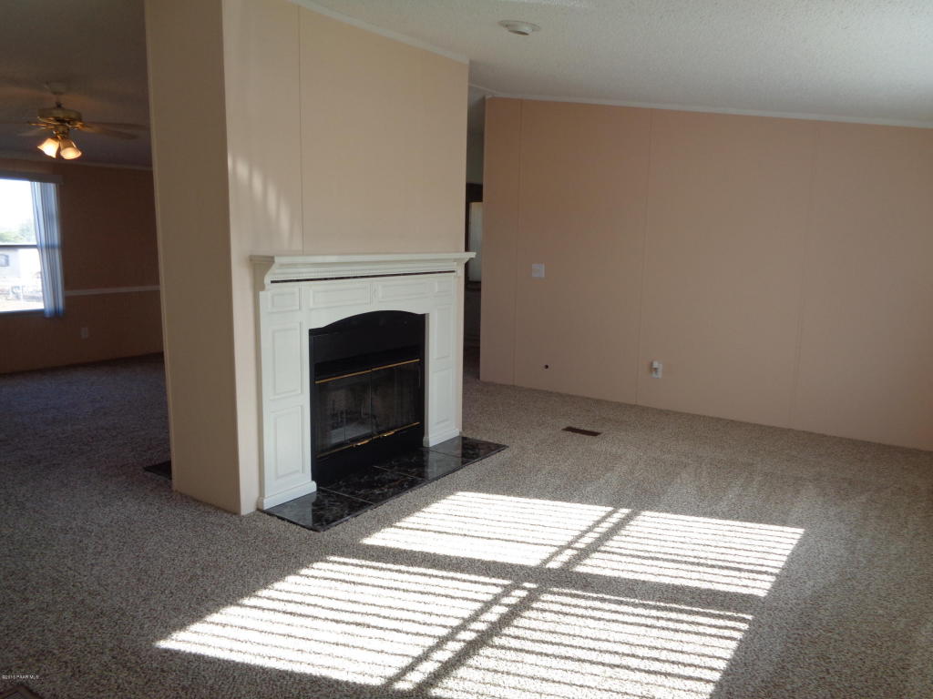 15405 S Cordes Lakes Drive, Mayer, AZ 86333