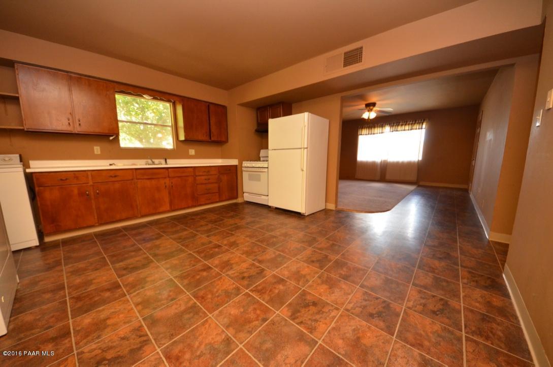 13233 E Central Avenue, Mayer, AZ 86333