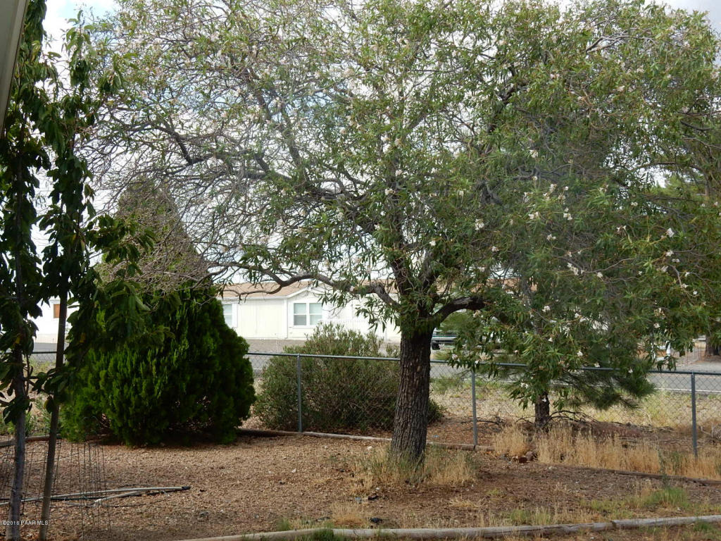20001 E Stagecoach Trail, Mayer, AZ 86333