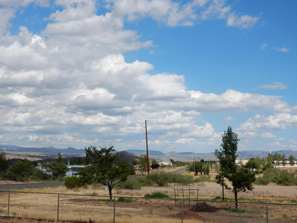 20001 E Stagecoach Trail, Mayer, AZ 86333