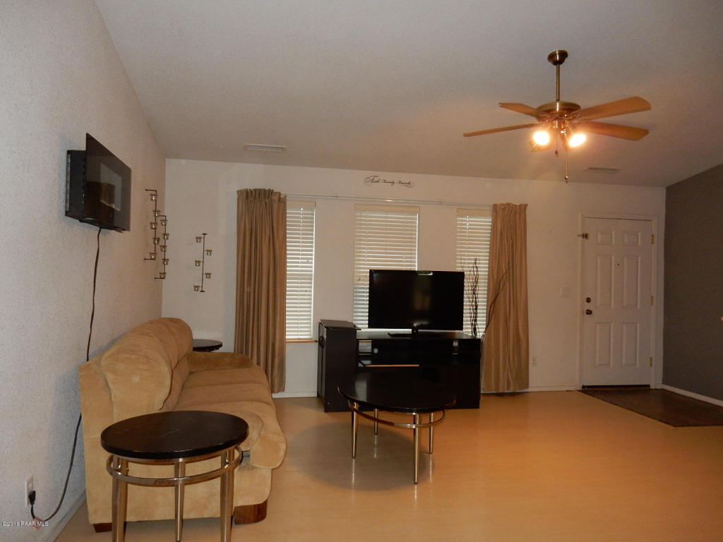 20001 E Stagecoach Trail, Mayer, AZ 86333