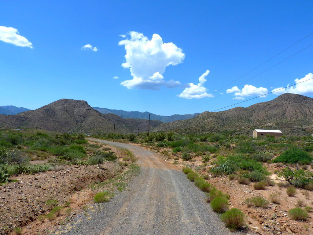 17910 S Dripping Springs Rd, Mayer, AZ 86333