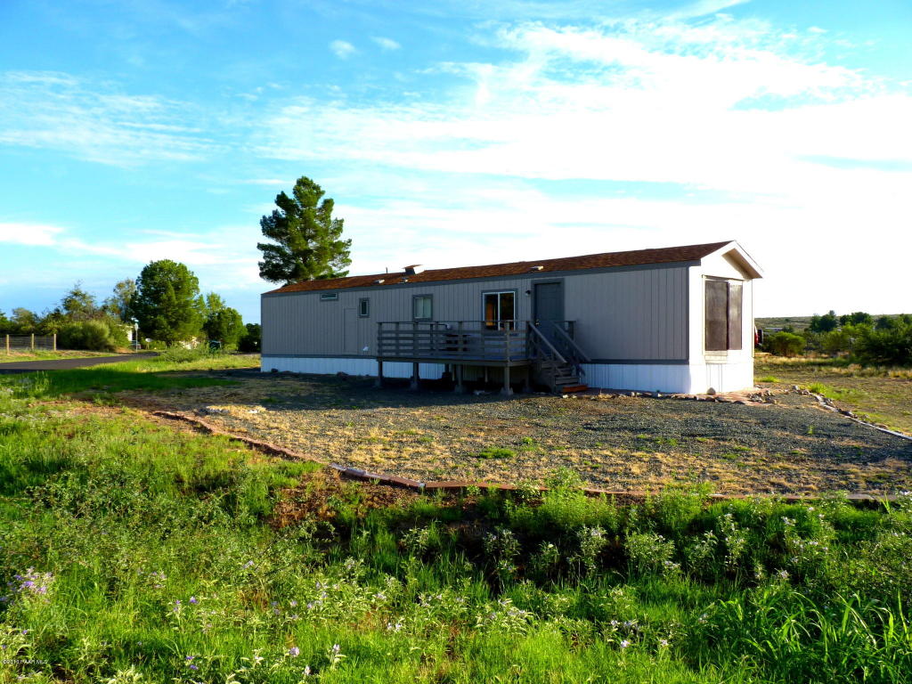20710 E Zaragoza Drive, Mayer, AZ 86333
