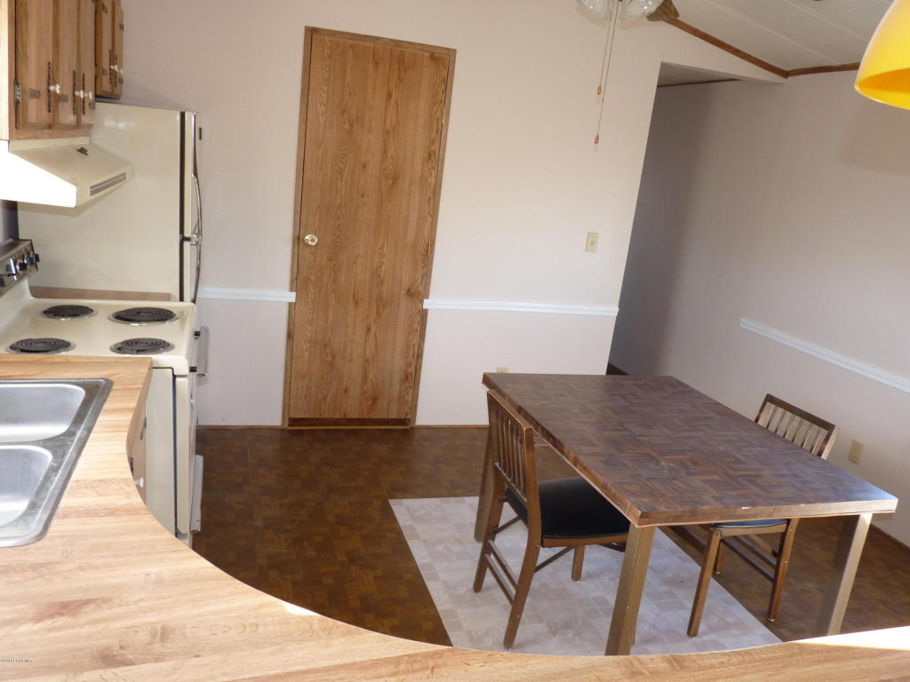 20710 E Zaragoza Drive, Mayer, AZ 86333