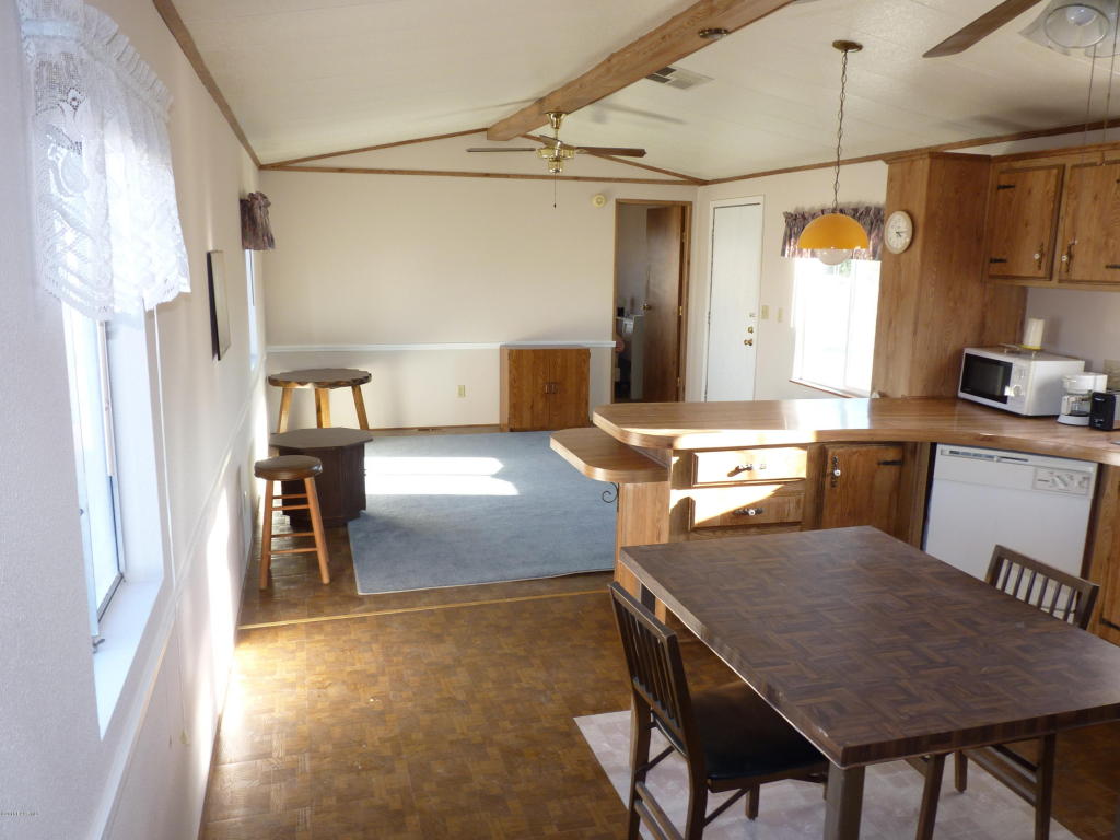 20710 E Zaragoza Drive, Mayer, AZ 86333