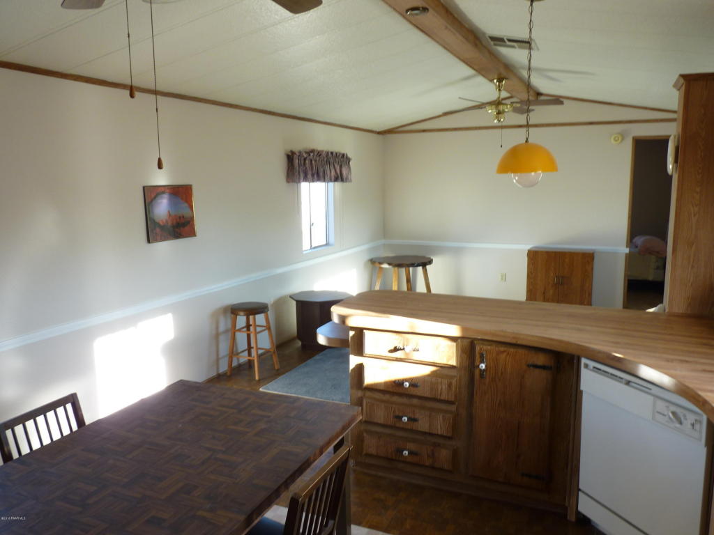 20710 E Zaragoza Drive, Mayer, AZ 86333