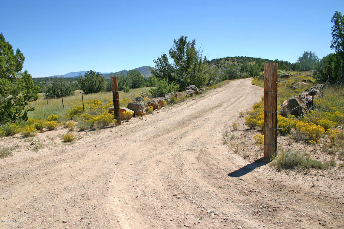 00 E Sweet Valley Road, Paulden, AZ 86334