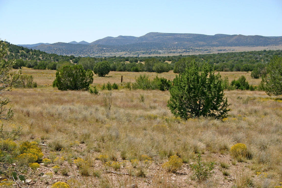 00 E Sweet Valley Road, Paulden, AZ 86334