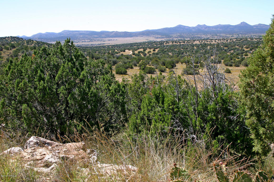 00 E Sweet Valley Road, Paulden, AZ 86334