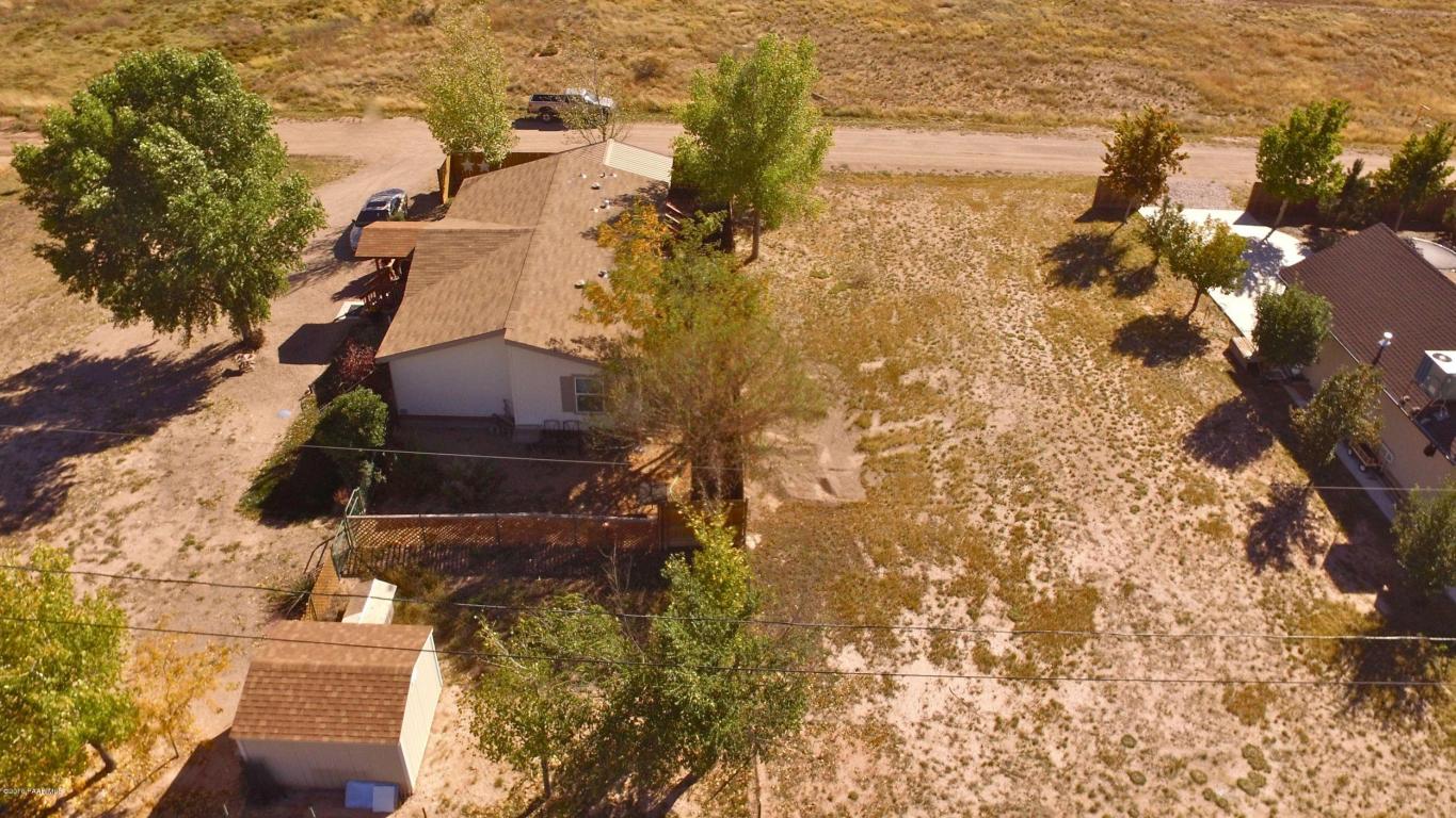240 W Acapulco Way, Paulden, AZ 86334