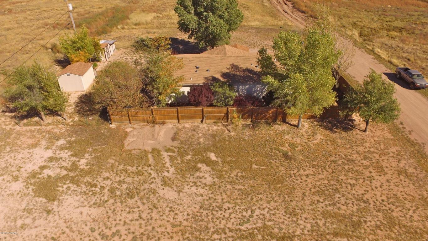 240 W Acapulco Way, Paulden, AZ 86334
