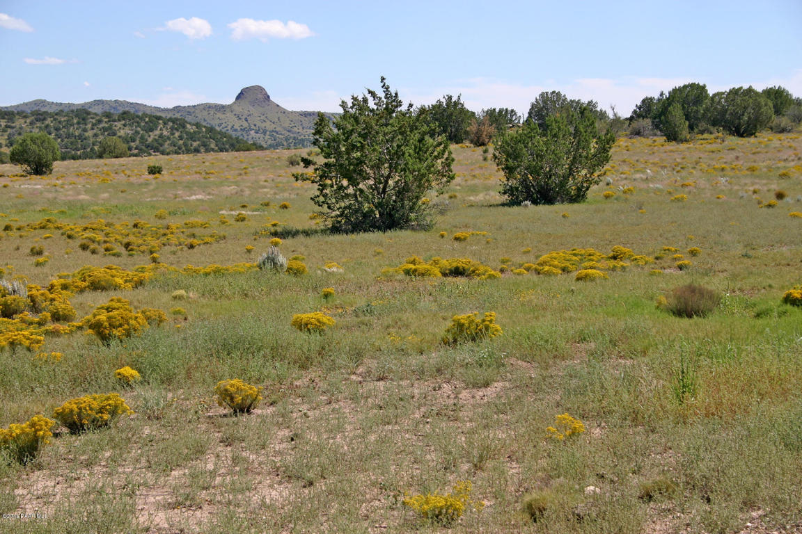 0 E Sweet Valley Road, Paulden, AZ 86334