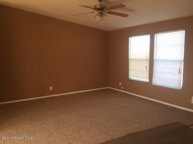 3645 W Chianti Lane, Paulden, AZ 86334