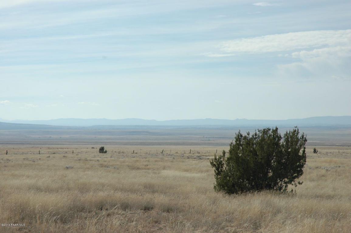 0 N Flagstone Road, Paulden, AZ 86334
