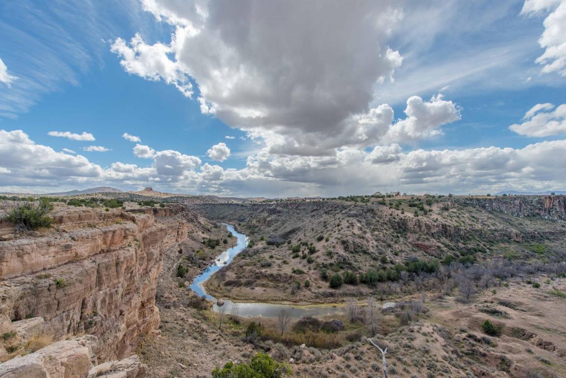 1 Verde Headwaters Road, Paulden, AZ 86334