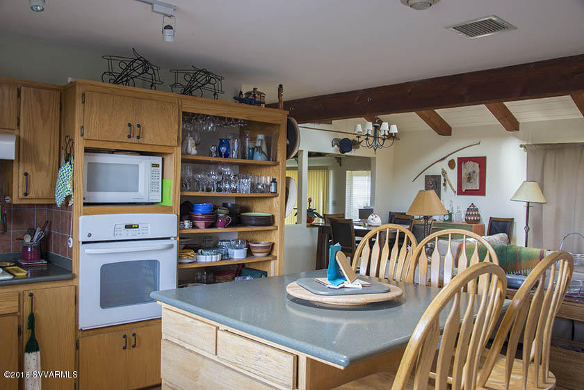 3500 W Runway Rd, Paulden, AZ 86334