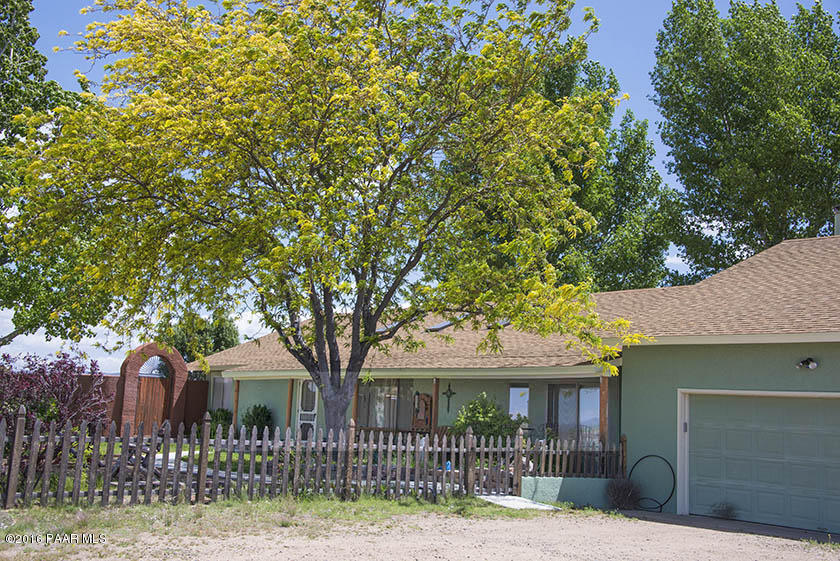 3500 W Runway Road, Paulden, AZ 86334
