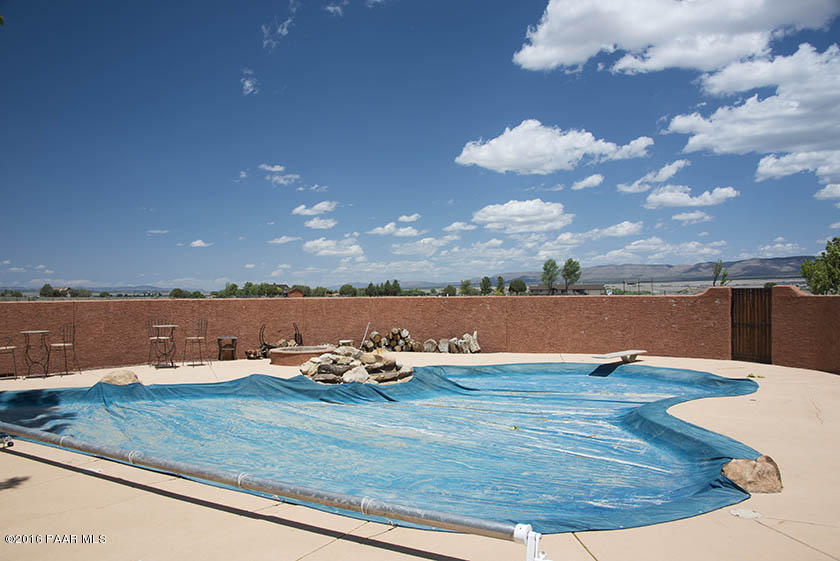 3500 W Runway Road, Paulden, AZ 86334