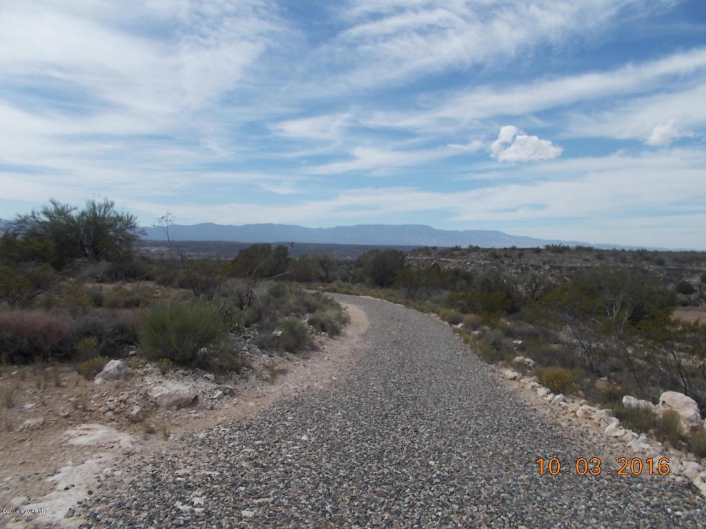 0 Point Of View Tr, Rimrock, AZ 86335
