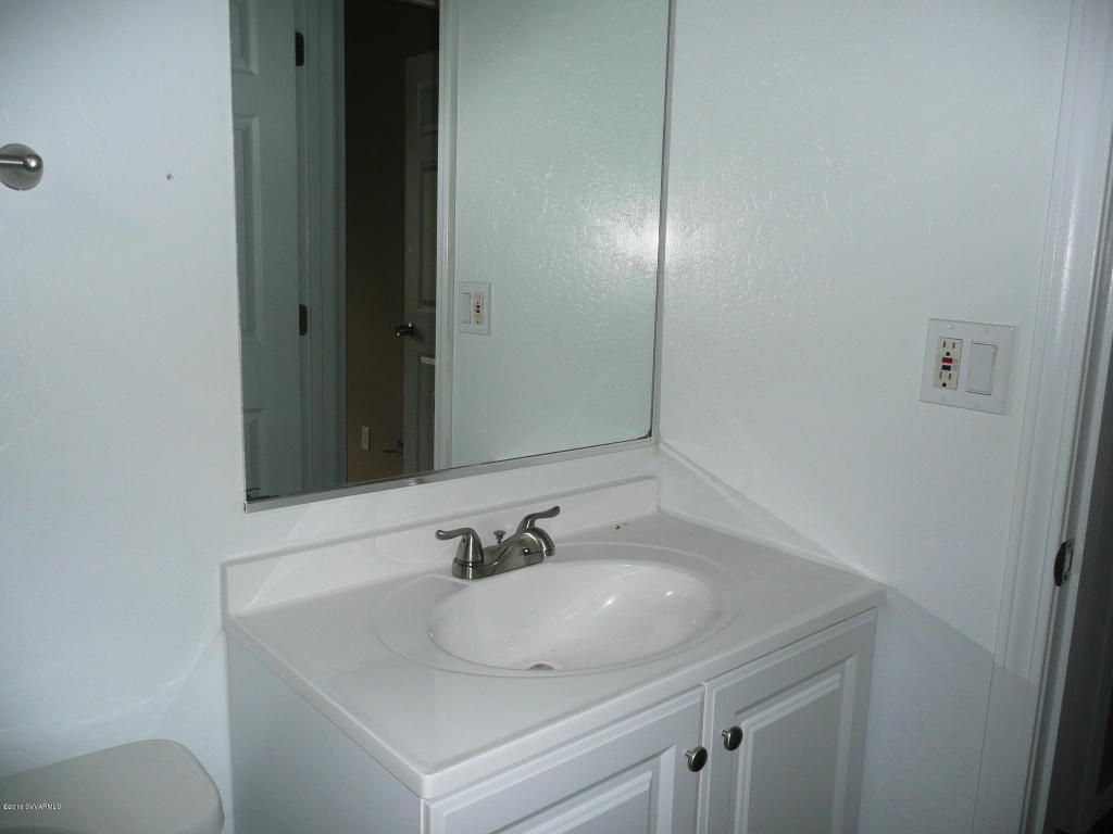 5680 N Debbie Lane, Rimrock, AZ 86335