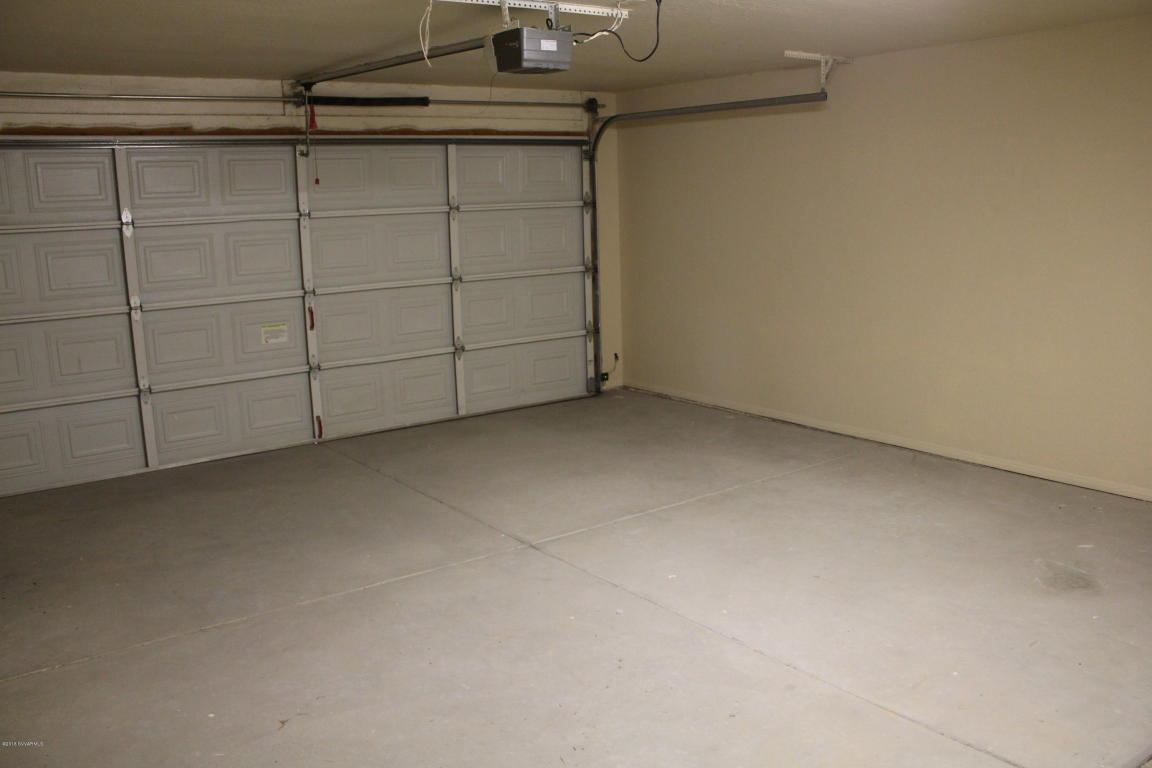 5630 N Laura Lane, Rimrock, AZ 86335