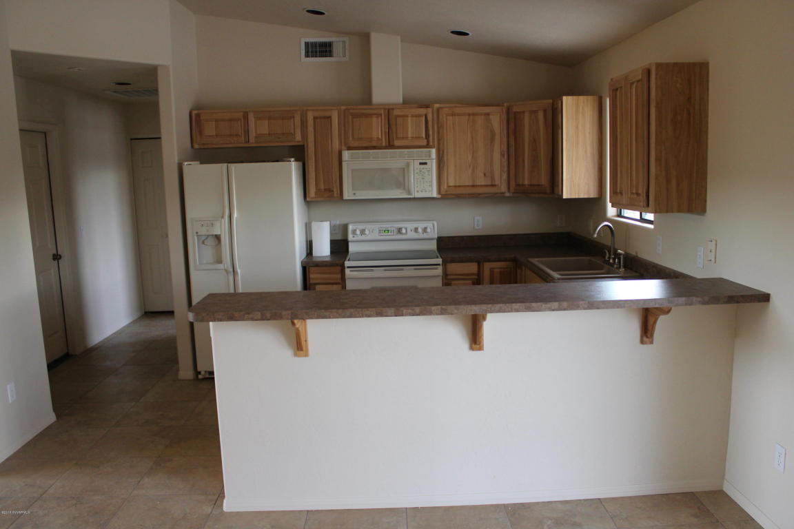5630 N Laura Lane, Rimrock, AZ 86335