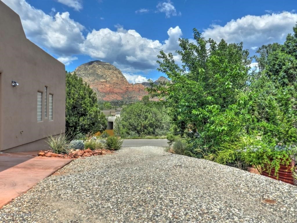 2405 Roadrunner, Sedona, AZ 86336