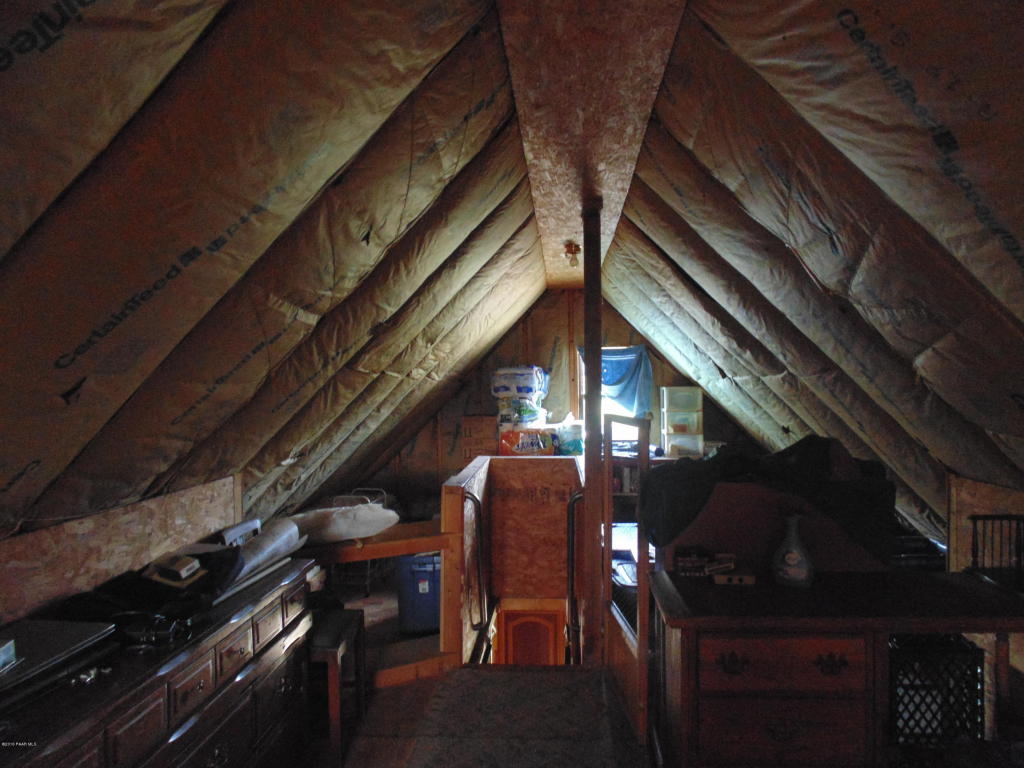 32639 W Doblar, Seligman, AZ 86337