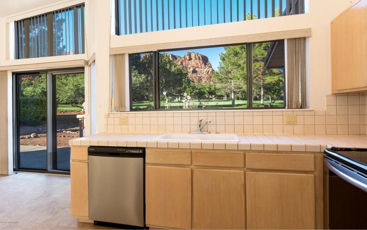 210 Red Rock Cove Drive, Sedona, AZ 86351