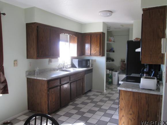 10181 N Mano Dr, Kingman, AZ 86401