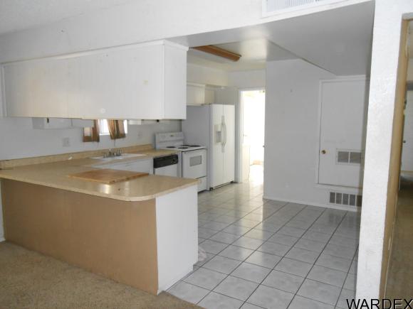 2458 MIAMI AVE, Kingman, AZ 86401