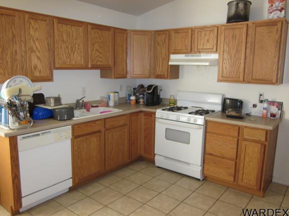 2132 Gates Ave, Kingman, AZ 86401