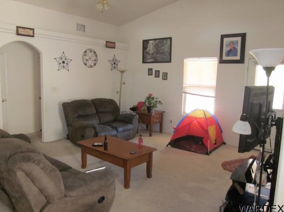 2132 Gates Ave, Kingman, AZ 86401