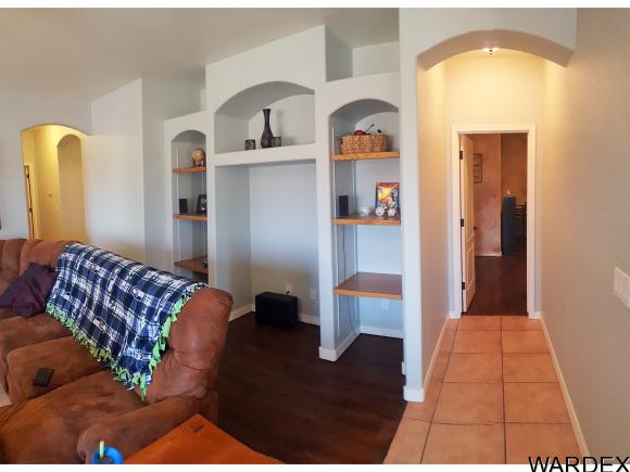 9823 N Mule Dr, Kingman, AZ 86401