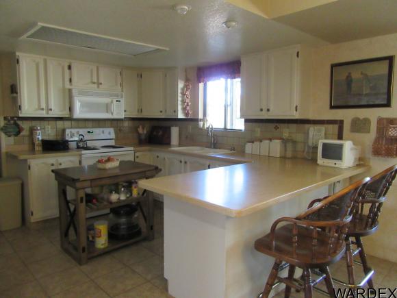 7885 E MESA VISTA DR, Kingman, AZ 86401