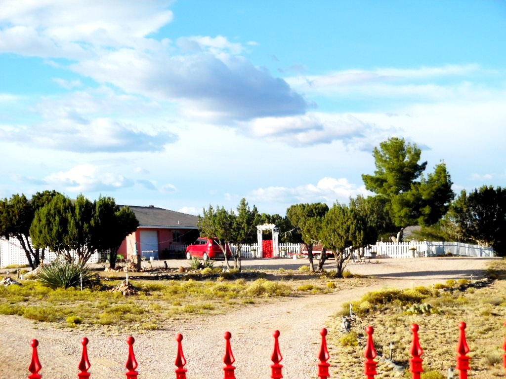 10193 E. Line Dr., Kingman, AZ 86401