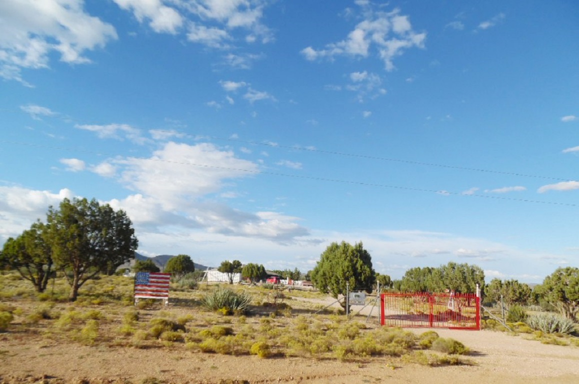 10193 E. Line Dr., Kingman, AZ 86401