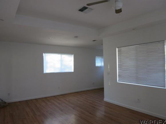 226 E OAK ST, Kingman, AZ 86401