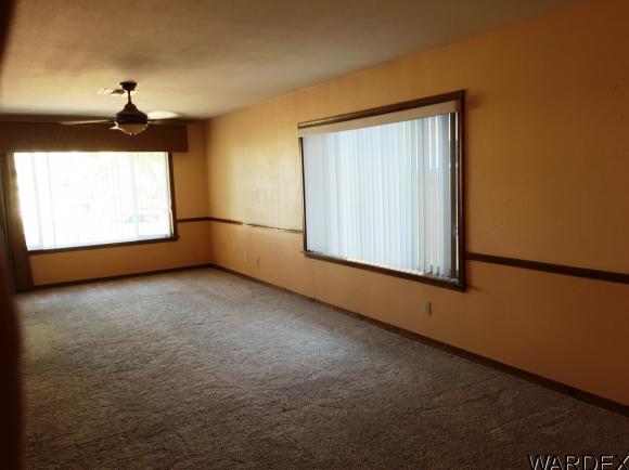 1712 Airfield Ave, Kingman, AZ 86401