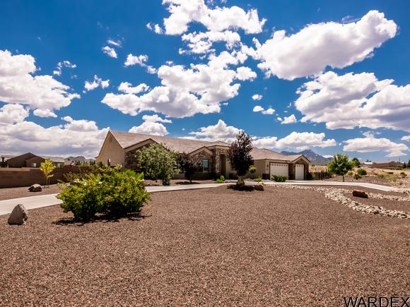 2240 Comanche Dr, Kingman, AZ 86401