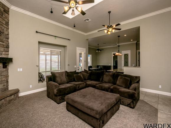 2240 Comanche Dr, Kingman, AZ 86401