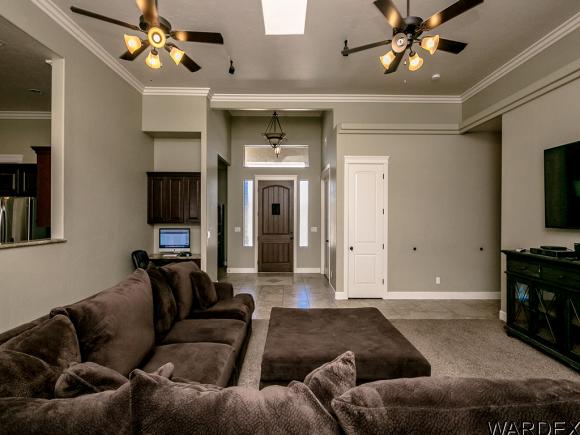 2240 Comanche Dr, Kingman, AZ 86401