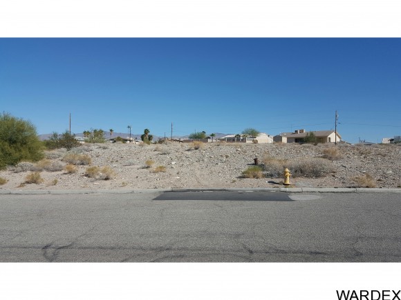 60 Inlet Dr, Lake Havasu City, AZ 86403
