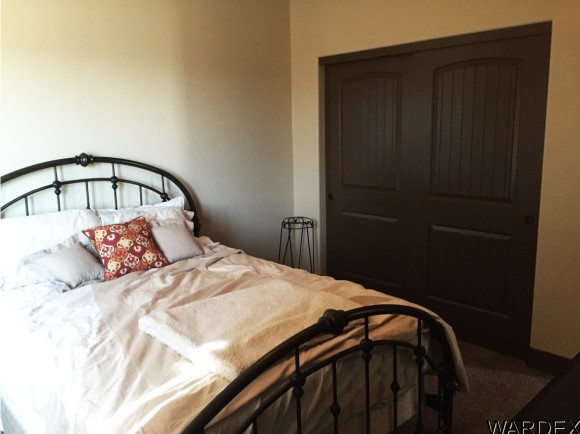 1794 Rainbow Ave S, Lake Havasu City, AZ 86403