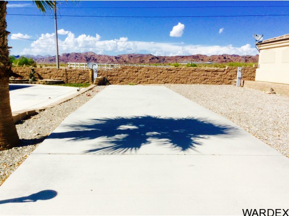 1905 Victoria Farms Rd, Lake Havasu City, AZ 86404
