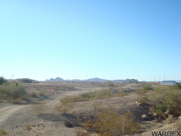 7740 HEMLOCK DR, Lake Havasu City, AZ 86404