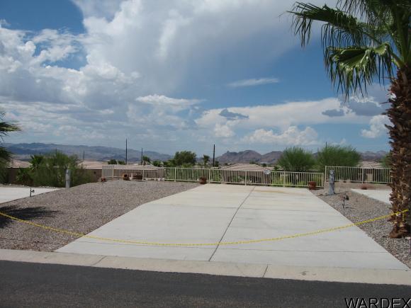 1905 Victoria Farms Rd #33, Lake Havasu City, AZ 86404
