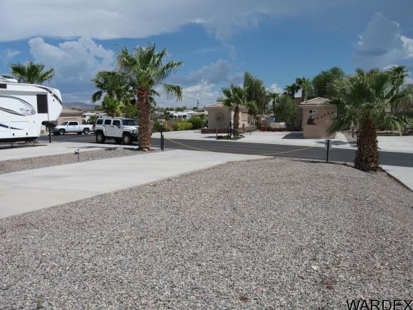 1905 Victoria Farms Rd #33, Lake Havasu City, AZ 86404